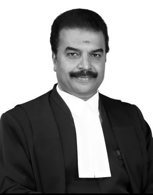 Justice R Mahadevan